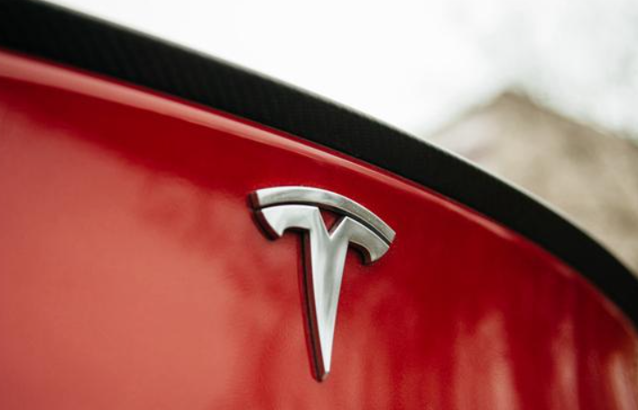 馬斯克承認，開發(fā)安全可靠的自動駕駛比想象的要困難